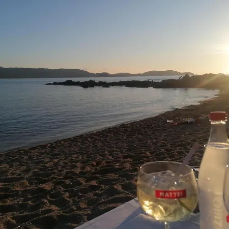 Les Maristella, Ninu Nyaraló Aregno